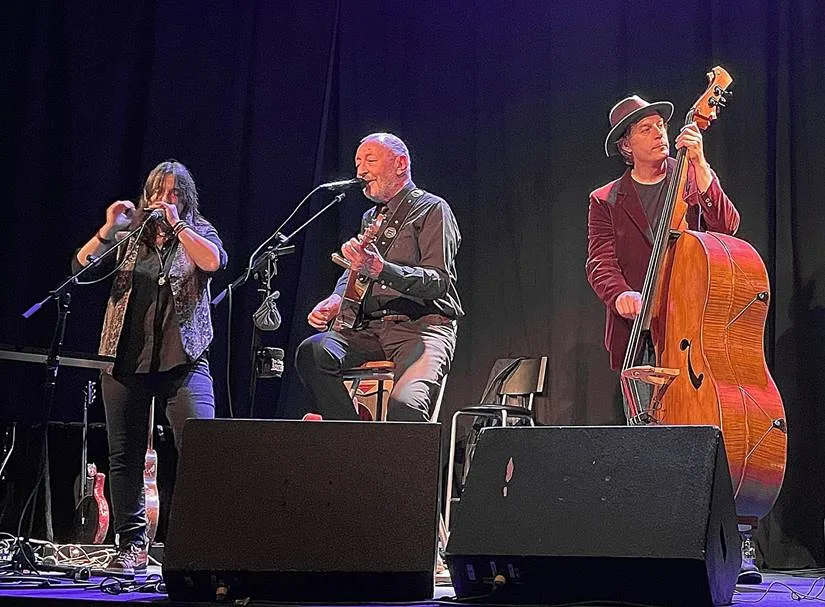 Cisco HERZHAFT, Geneviève DARTEVELLE, Stéphane BIHAN