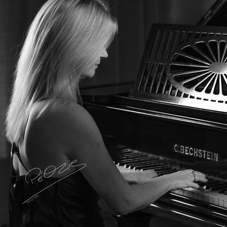 Elisabeth WOLF
